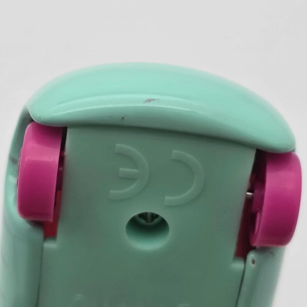 Shopkins Cutie Cars Cat Convertible Mint Green Pink‎ Die-Cast Retro Toy Vehicle